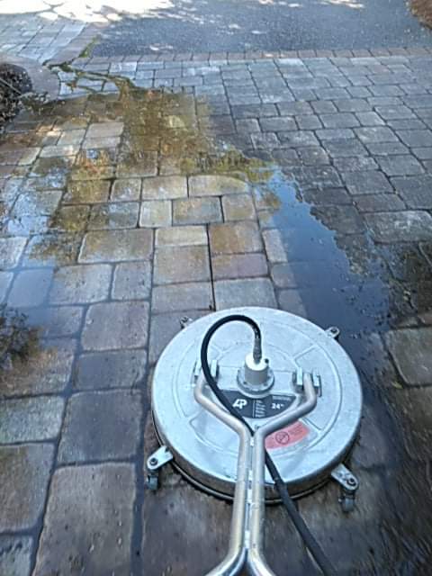 Driveway and Roof Cleaning Img